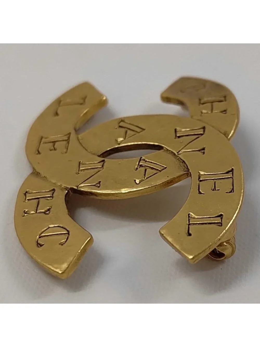 Chanel Brooch Gold CC Logo Vintage